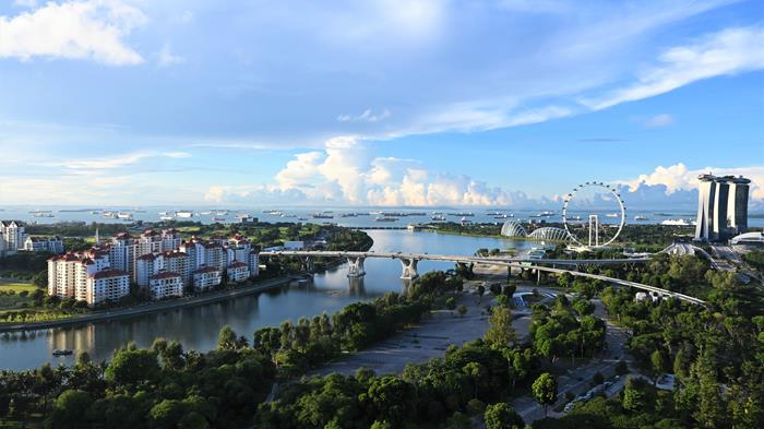 Kallang River, Singapore by Mark Stoop Unsplash
