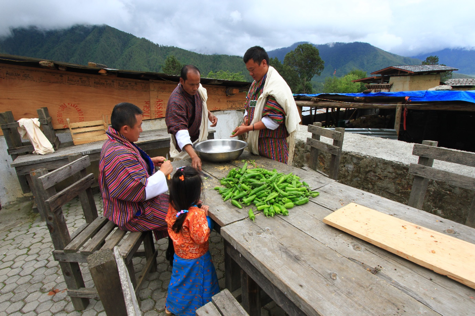 The Personal Touch- A commonplace scene of Bhutanese preparing home-grown chilli for native dishes (Source: Skye Lee)