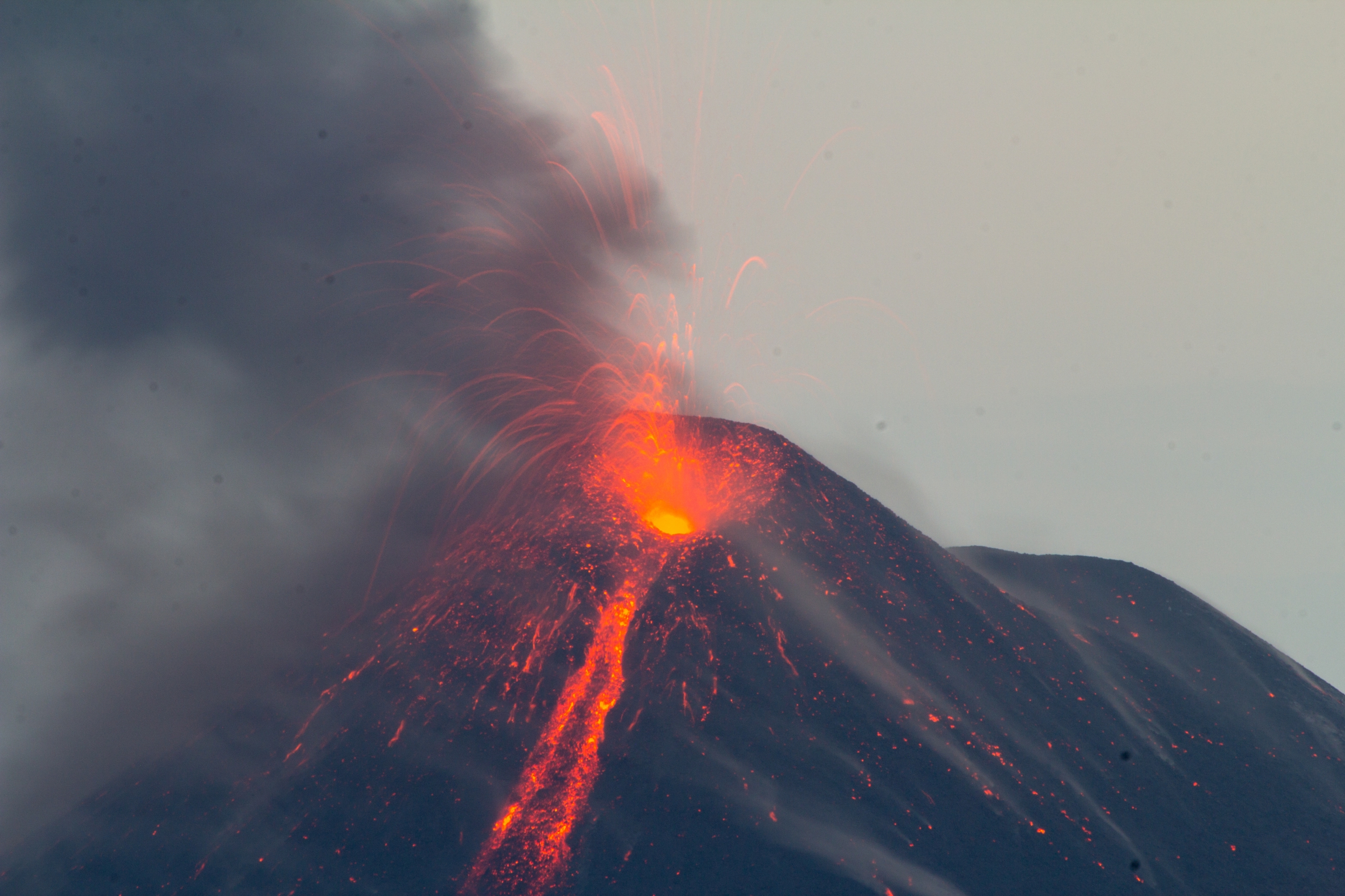 Anak Krakatau has been erupting almost continuously since the end of June 2018 (Source: Dr James D. P. Moore/Earth Observatory of Singapore)