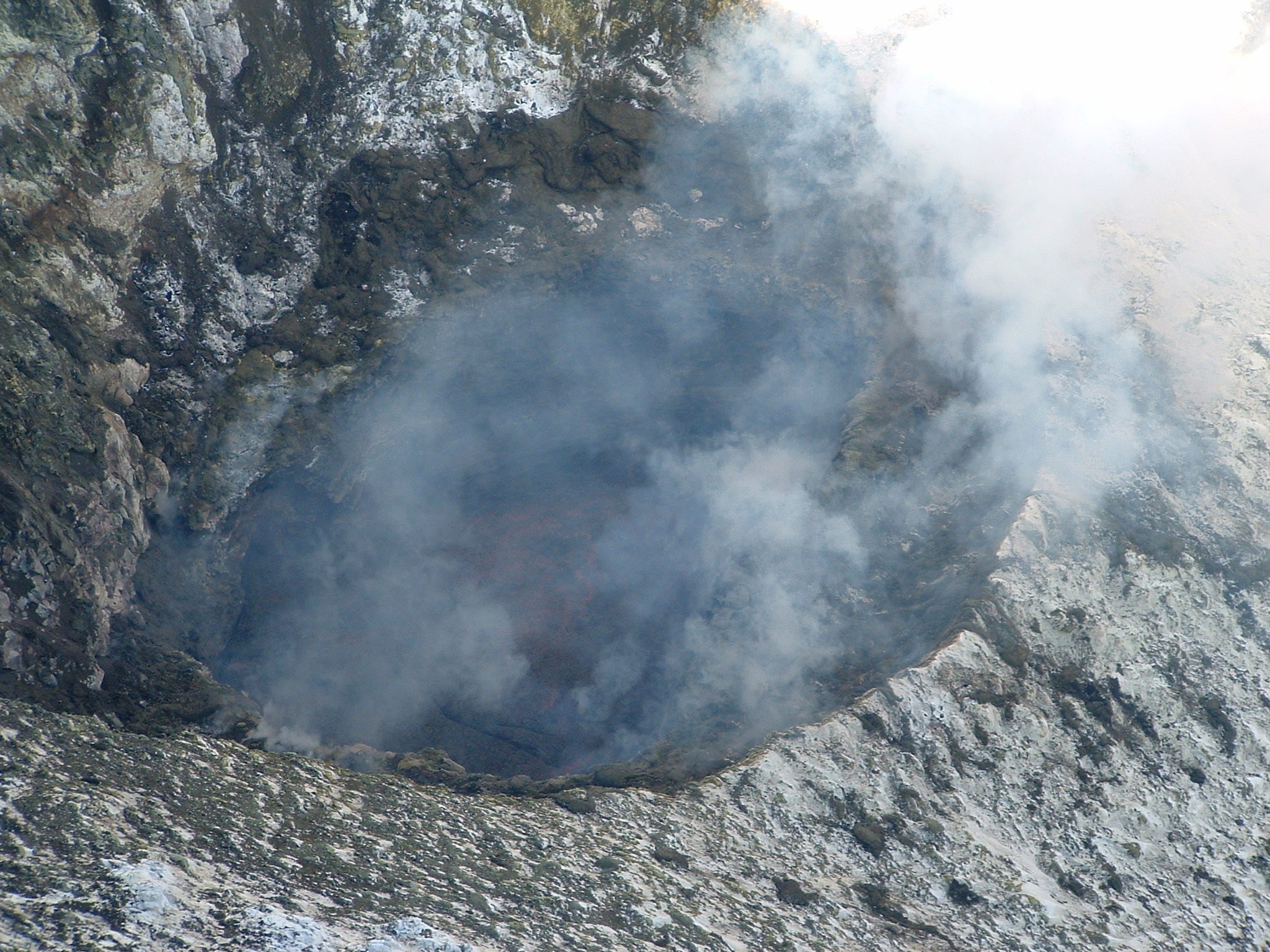 Mount Erebus’ lava lake (Source: Dawn Catherine Sweeney Ruth) Mount Erebus’ lava lake (Source: Dawn Catherine Sweeney Ruth)