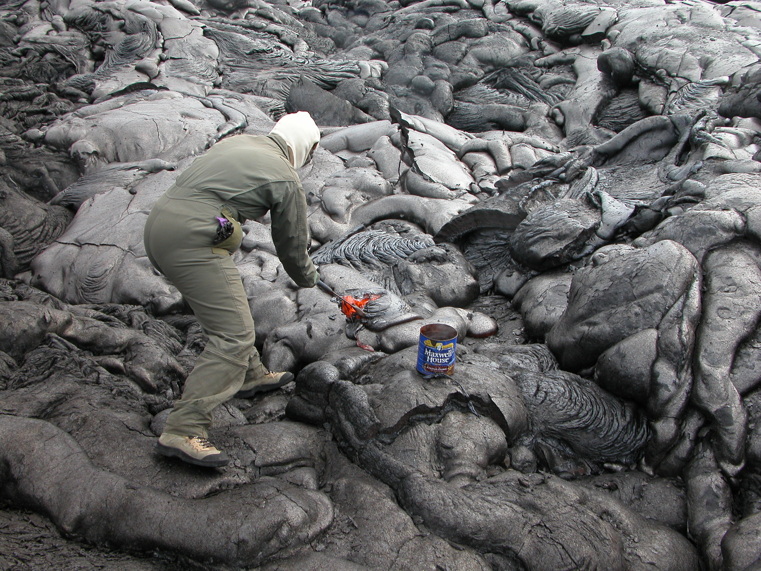 Dr Ruth collecting lava samples from Pu’u O’o, a volcanic cone on Kilauea volcano in Hawaii (Source: Dawn Catherine Sweeney Ruth)
