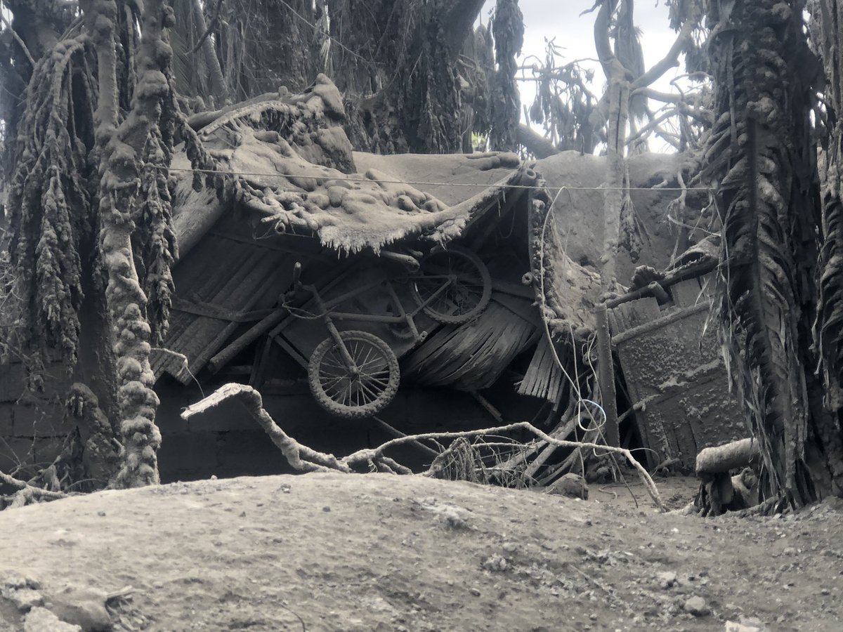 A house buried under a thick layer of volcanic ash (Source: Mark Anthony Angeles/Twitter) A house buried under a thick layer of volcanic ash (Source: Mark Anthony Angeles/Twitter)