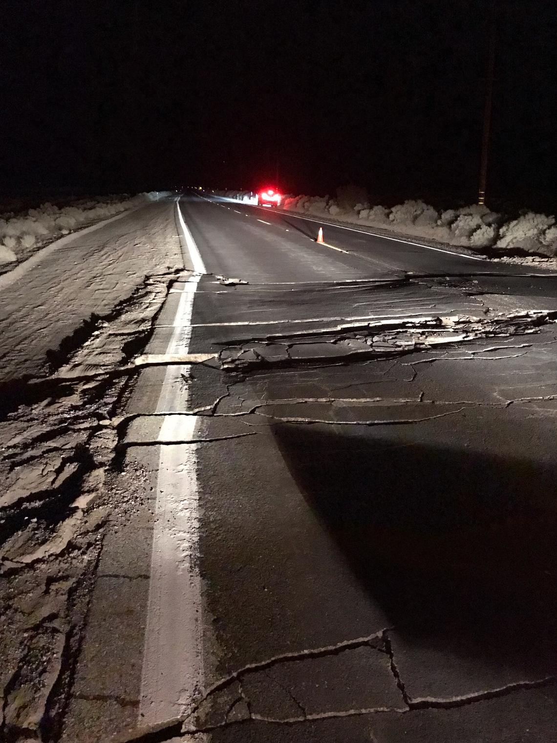 The damaged California State Route 178 SW of Trona, after the M7.1 earthquake on 3 July 2019 (Source: Public domain/USGS) The damaged California State Route 178 SW of Trona, after the M7.1 earthquake on 3 July 2019 (Source: Public domain/USGS)