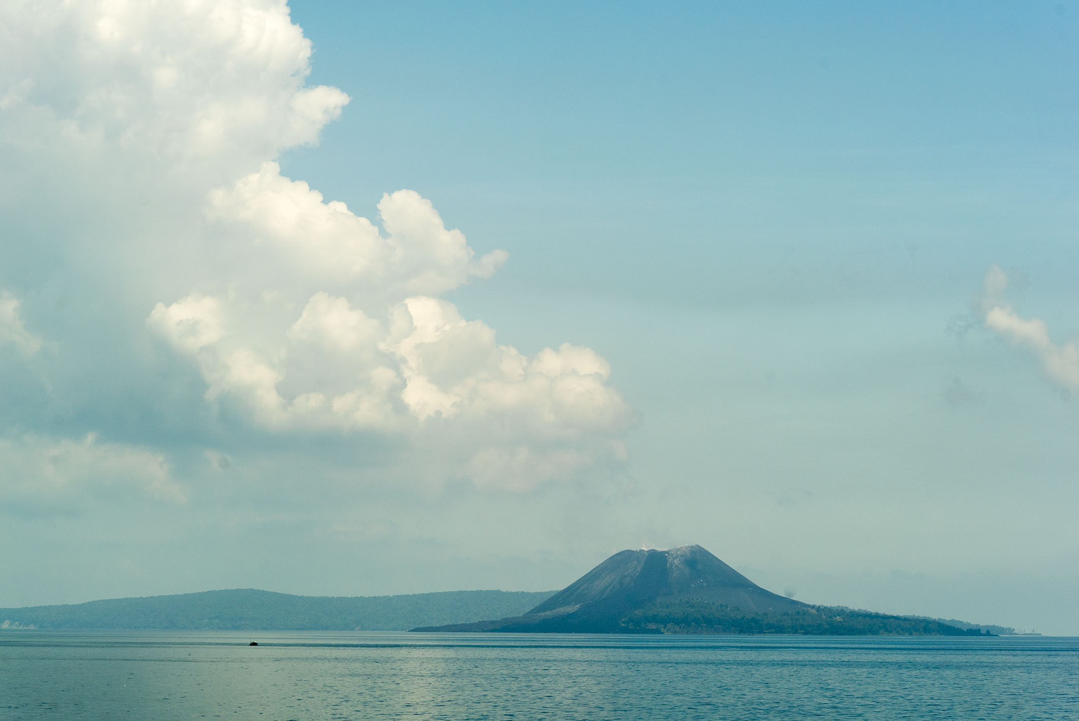 Geological activity, such as volcanic eruptions, can impact global climate. The infamous Krakatoa explosion changed weather around the planet for years (Source: EOS/ Monika Naranjo Gonzalez) Geological activity, such as volcanic eruptions, can impact global climate. The infamous Krakatoa explosion changed weather around the planet for years (Source: EOS/ Monika Naranjo Gonzalez)