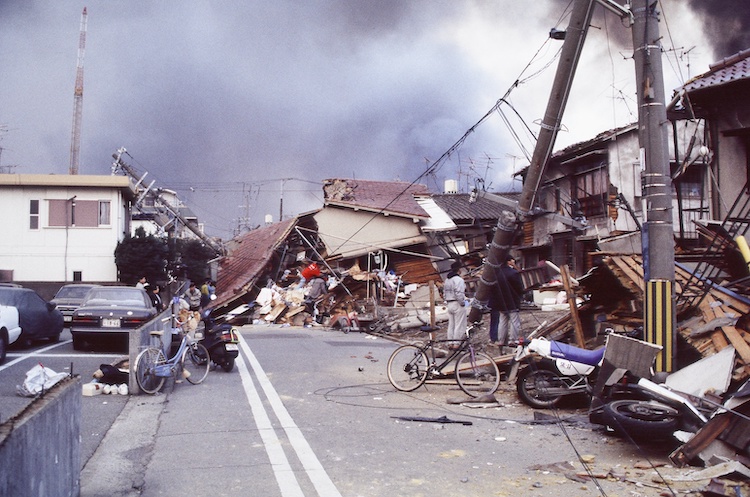 Damage associated with the Great Hanshin earthquake that struck Japan in 1995 was due to collapsed buildings (Source: Masahiko Ohkubo/Flickr)