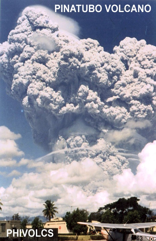 The eruption on 12 June, which sent a plume of ash into the sky (Source: PHIVOLCS) The eruption on 12 June, which sent a plume of ash into the sky (Source: PHIVOLCS)