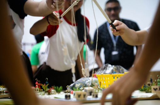 The Games We Play - Learning Made Fun with EOS' Dynamic Earth Games